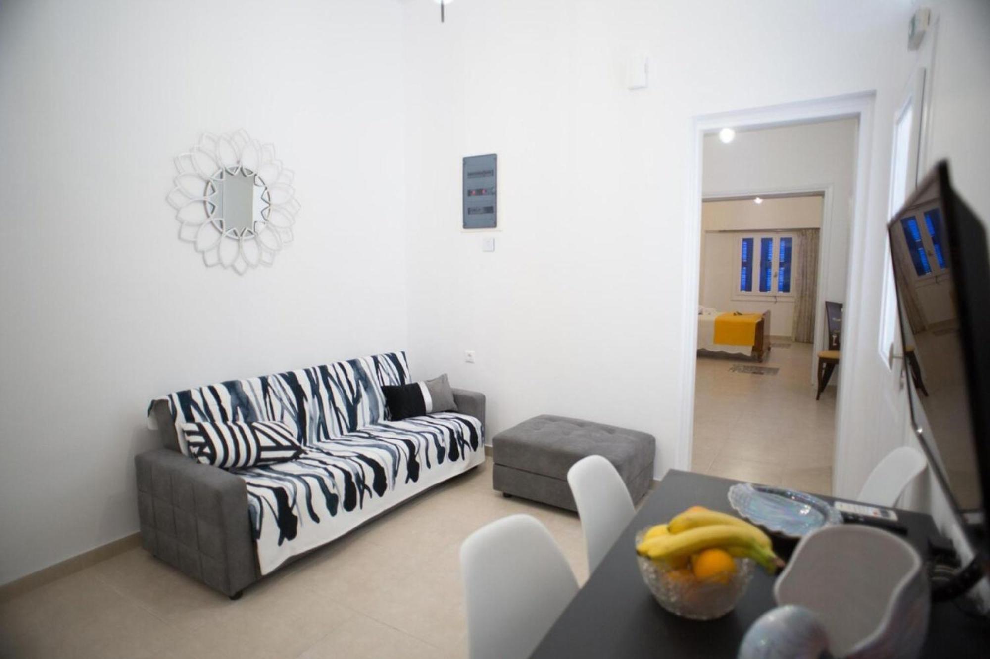 Aimou Studio'S Apartment'S Pireus Exteriör bild