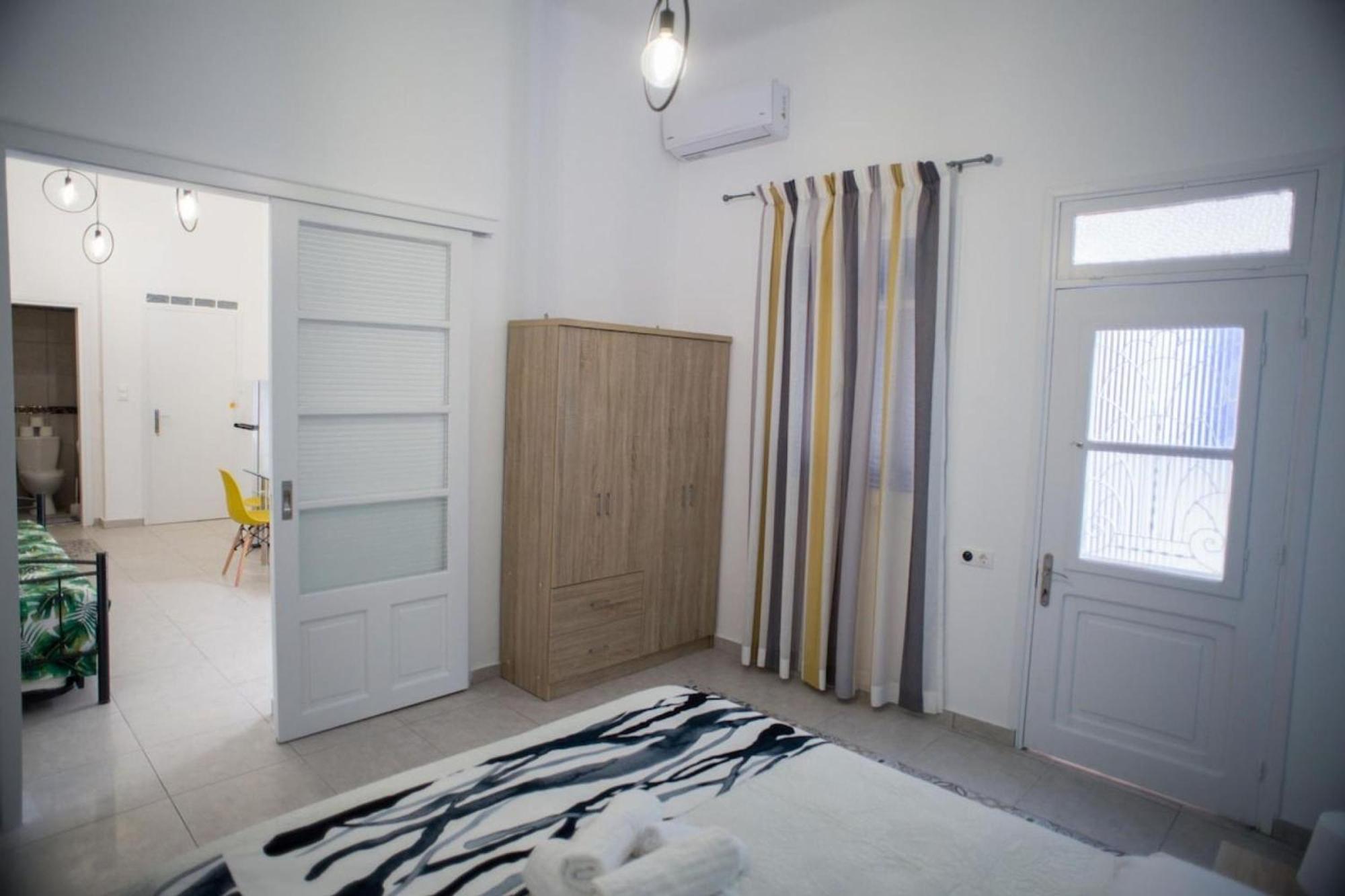 Aimou Studio'S Apartment'S Pireus Exteriör bild